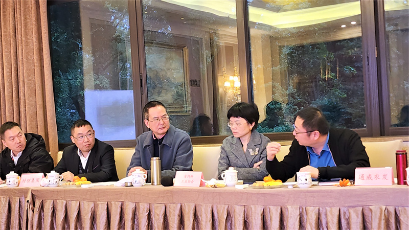與會(huì)代表4_副本.jpg